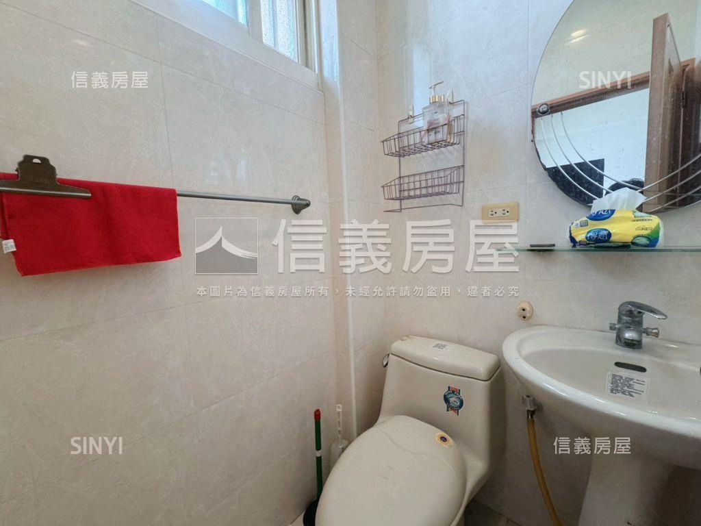 近水湳經貿臨路透天房屋室內格局與周邊環境