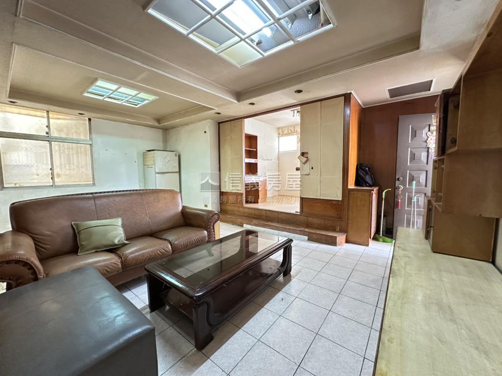北區｜一層一戶二樓公寓房屋室內格局與周邊環境