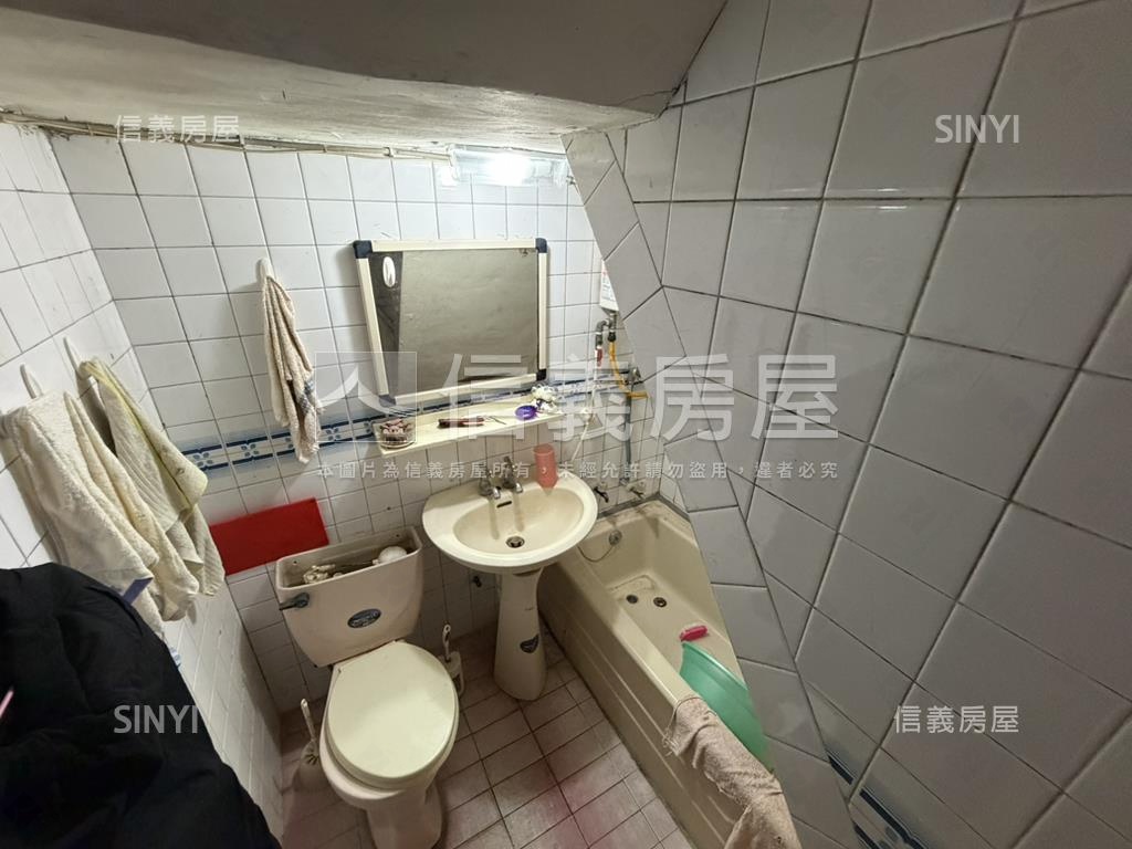 師範田字型低總價美屋房屋室內格局與周邊環境