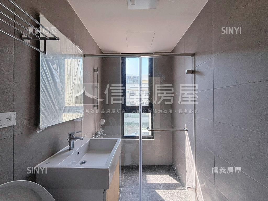 佳順寓安三房平車房屋室內格局與周邊環境