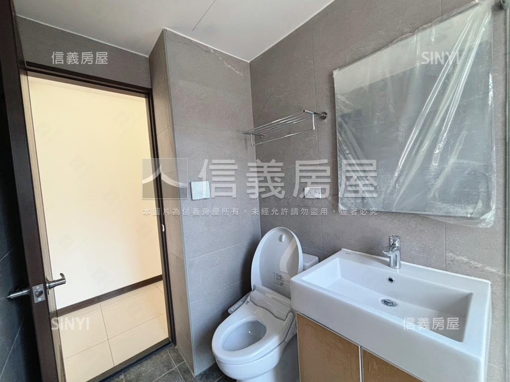 佳順寓安三房平車房屋室內格局與周邊環境