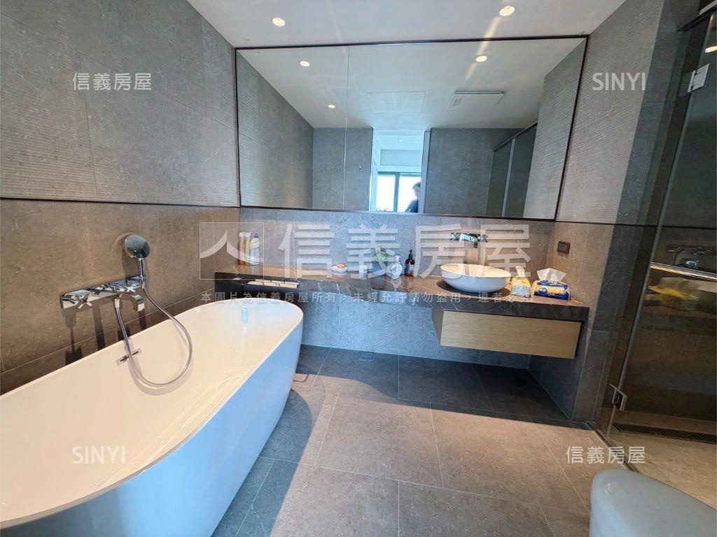 鐫萃高樓景觀飯店式住家房屋室內格局與周邊環境