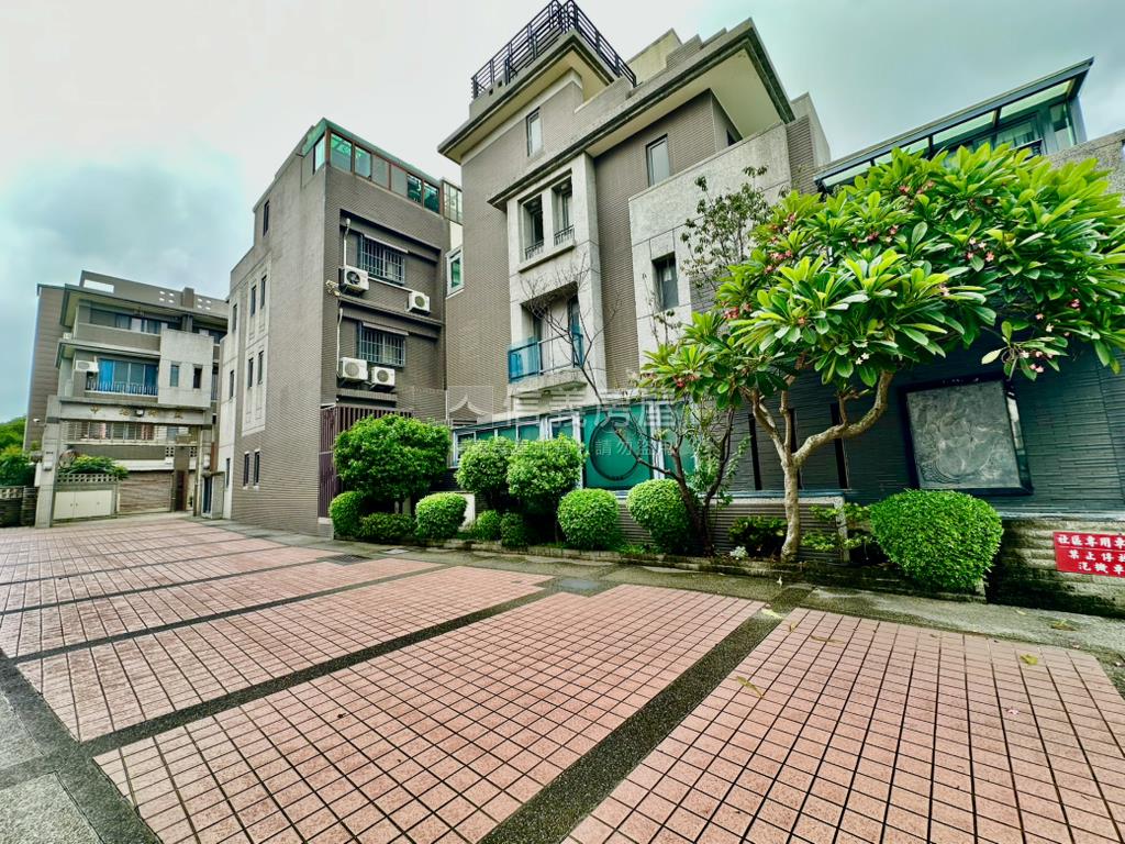 新光田特區優質透天房屋室內格局與周邊環境