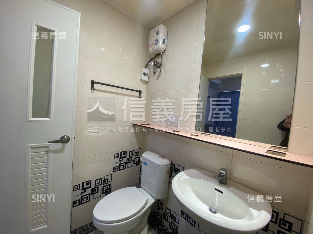 北區原子街１５間房的透天房屋室內格局與周邊環境