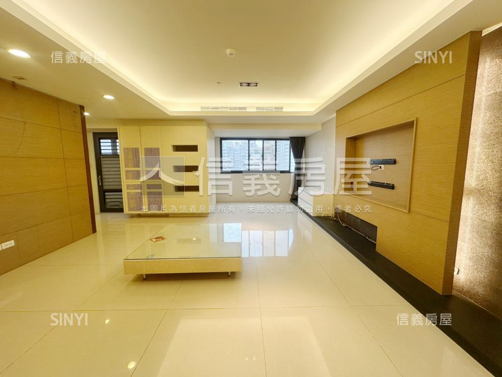 馥華大台北。高樓房屋室內格局與周邊環境