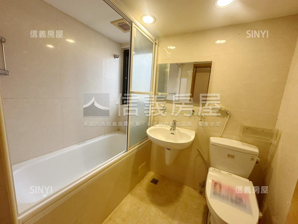 馥華大台北。高樓房屋室內格局與周邊環境