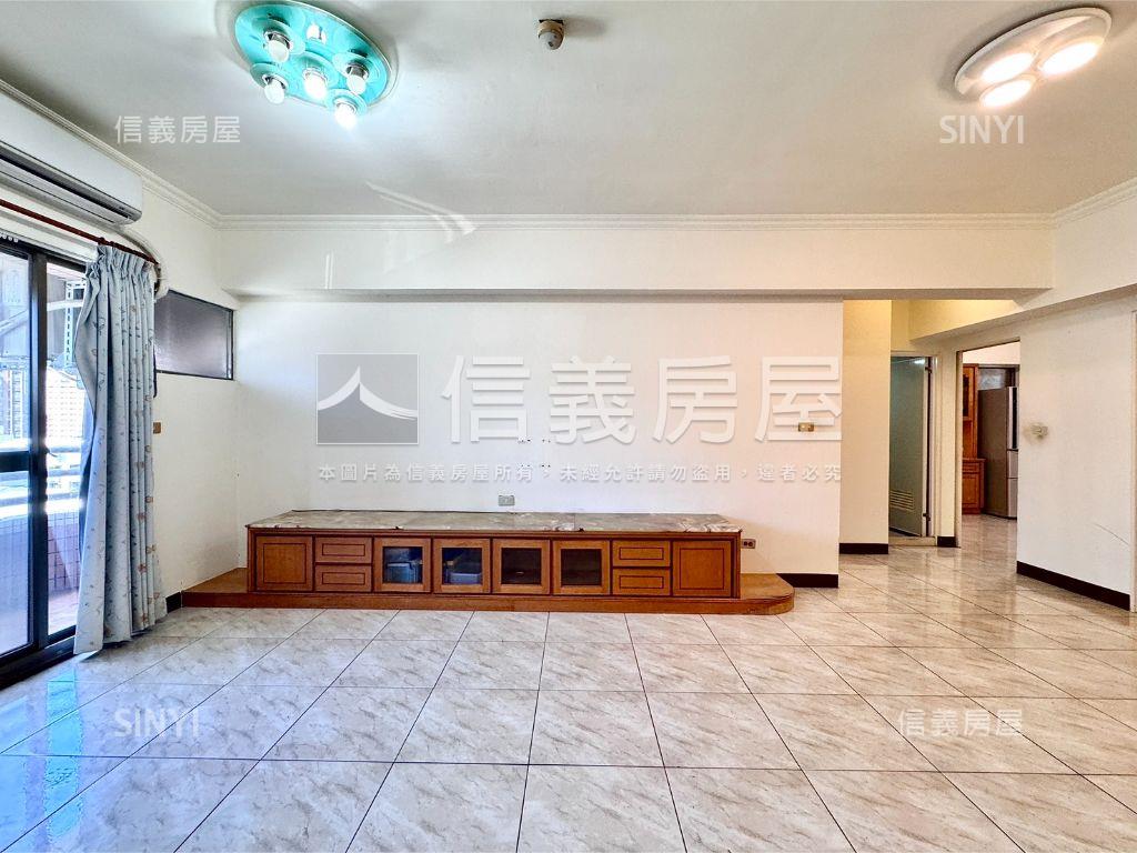 農十六旁三房平車房屋室內格局與周邊環境
