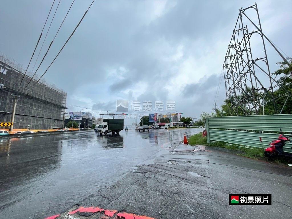 中華北路正路面黃金美地Ｃ房屋室內格局與周邊環境