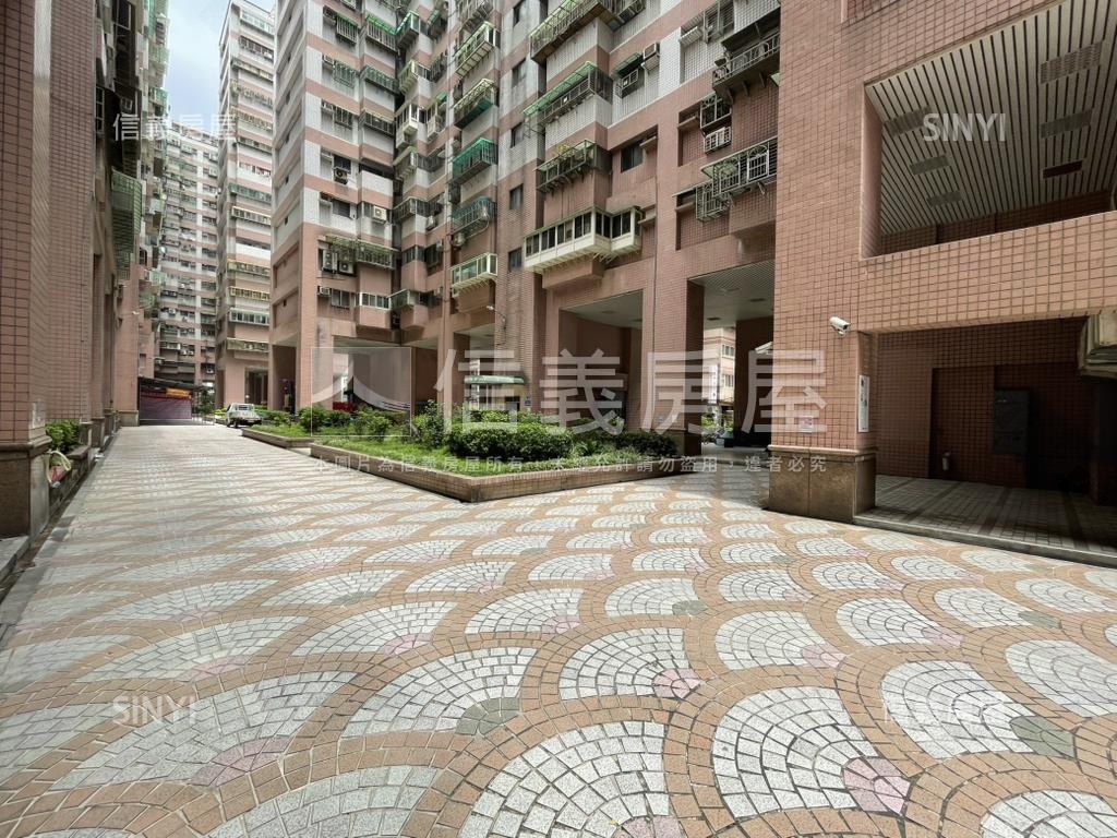 宏福新莊高樓二房房屋室內格局與周邊環境