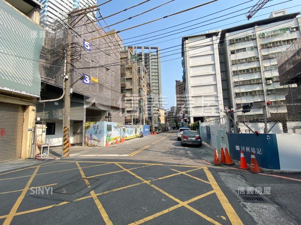 強案！！私藏大面寬店面房屋室內格局與周邊環境