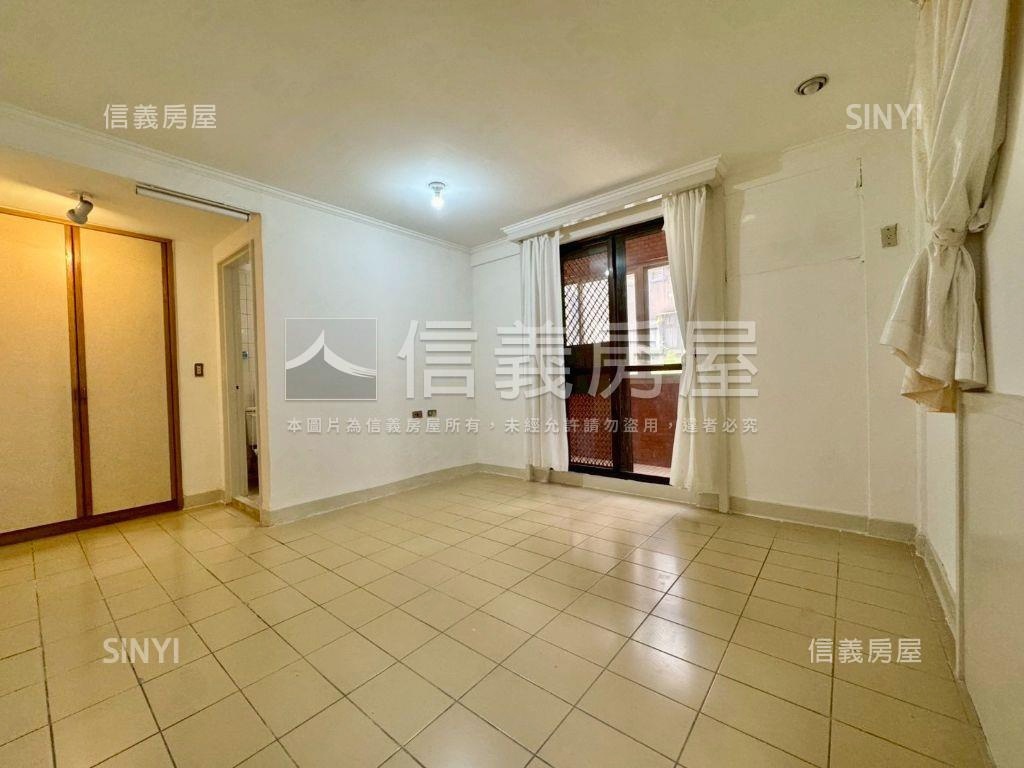 西松高中旁邊間雅居房屋室內格局與周邊環境