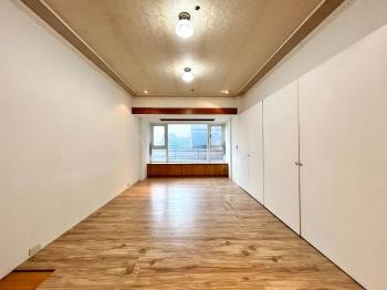 台北車站高樓採光空間