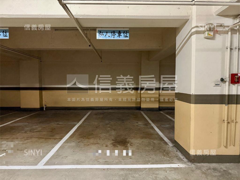 高樓視野美裝＆平車｜月影房屋室內格局與周邊環境