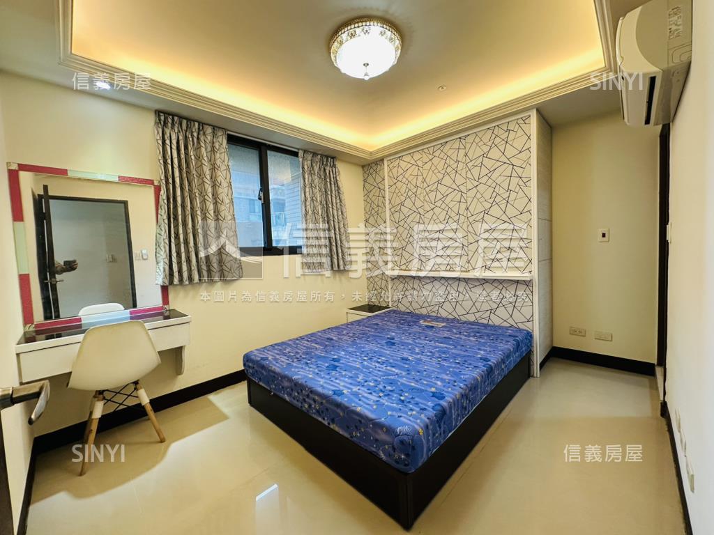 世紀凱悅朝南三房附車位房屋室內格局與周邊環境