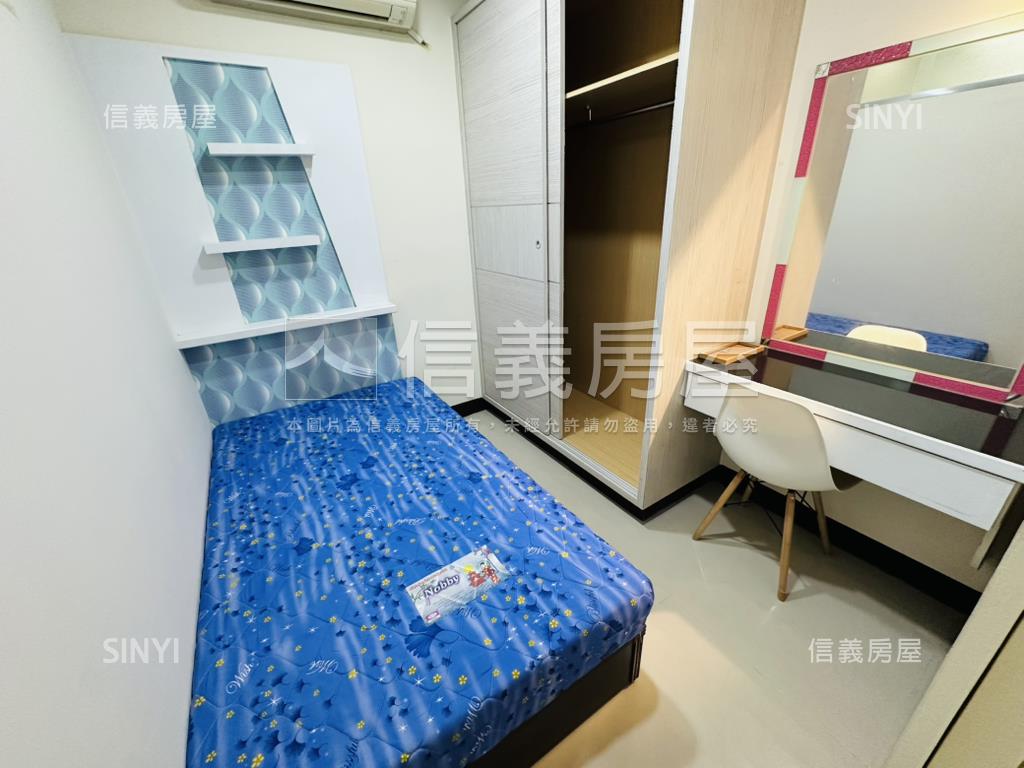 世紀凱悅朝南三房附車位房屋室內格局與周邊環境