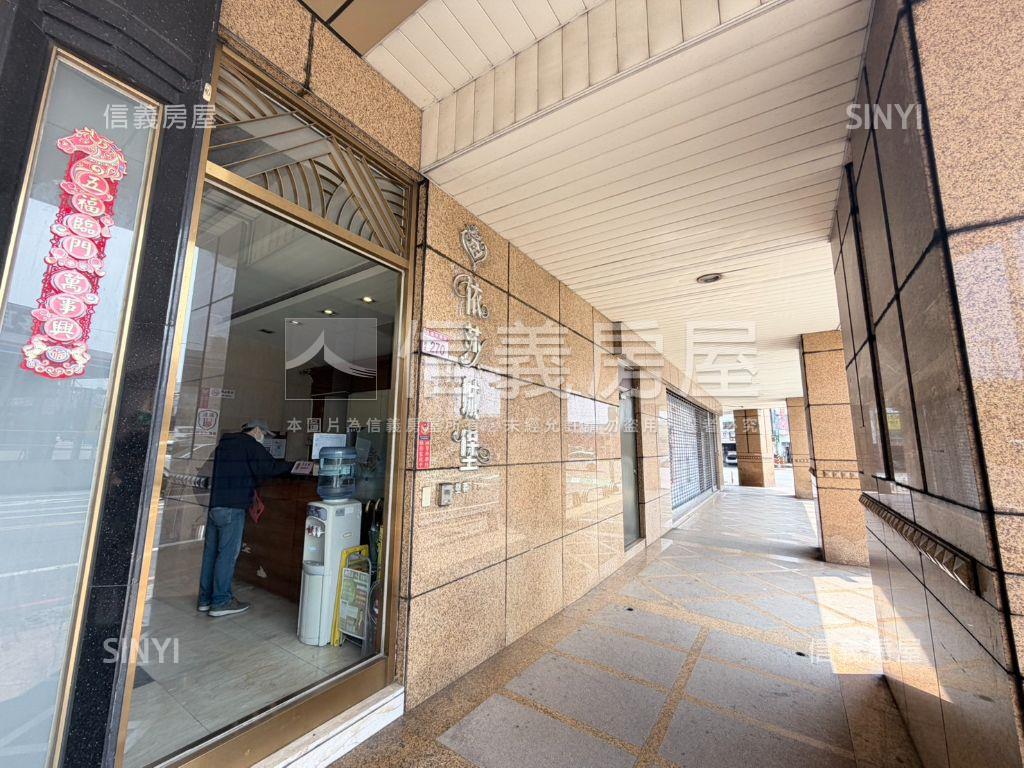 依莎城堡・門面典藏金店面房屋室內格局與周邊環境