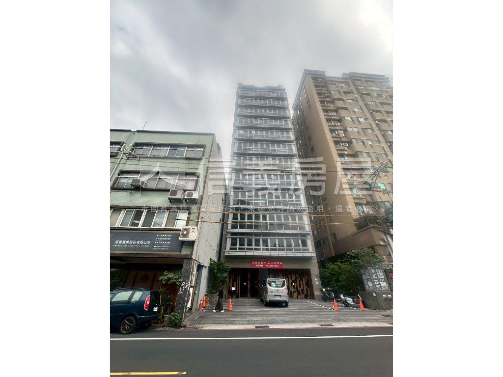 士林大南路辦公八樓房屋室內格局與周邊環境