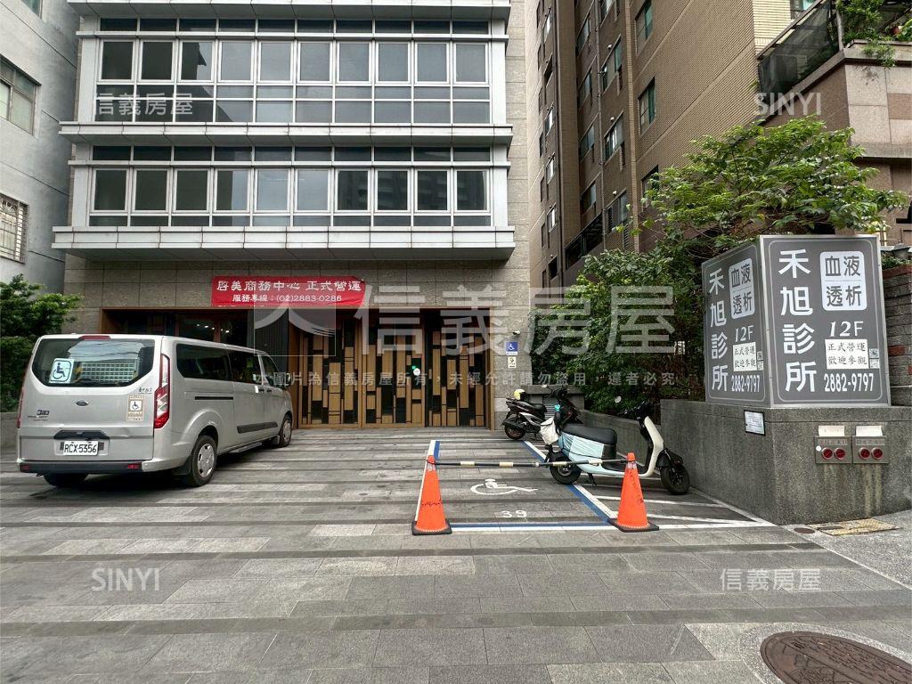 士林大南路辦公八樓房屋室內格局與周邊環境
