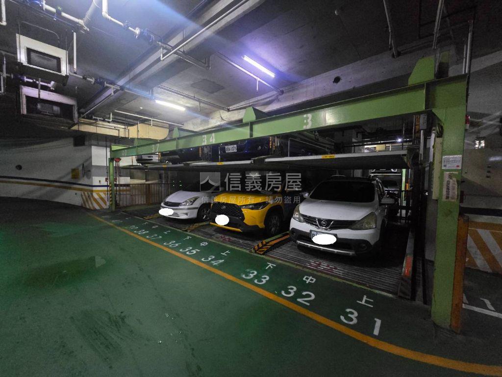 大匠之峰高鐵樞紐附車位房屋室內格局與周邊環境