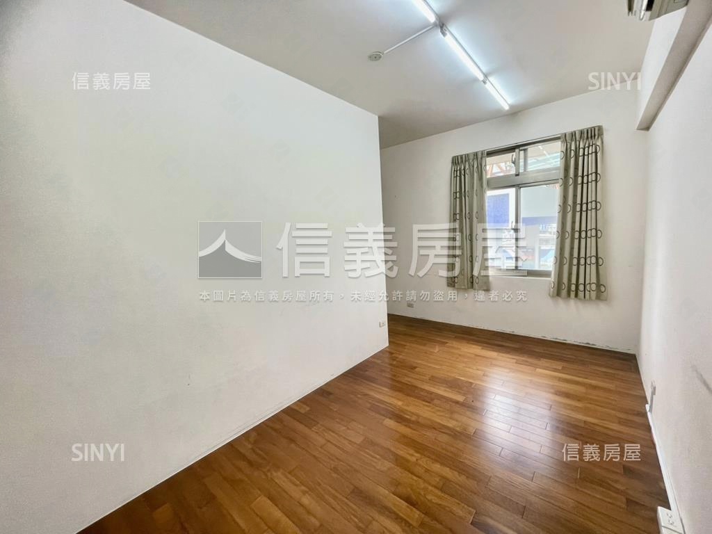電梯三房好規劃機能佳房屋室內格局與周邊環境