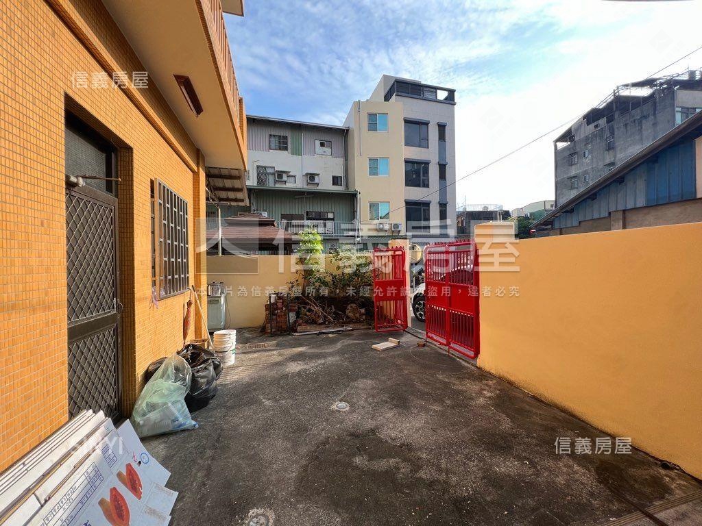 民族角間庭院透天房屋室內格局與周邊環境