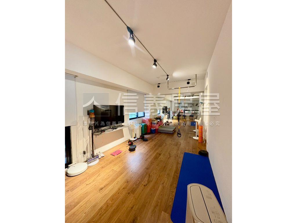 仁愛路林蔭精美屋況採光好房屋室內格局與周邊環境