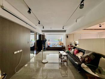 仁愛路林蔭精美屋況採光好