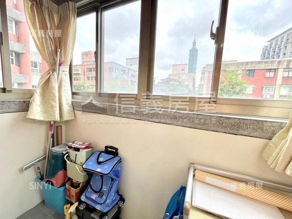綠蔭三房看１０１有車位房屋室內格局與周邊環境