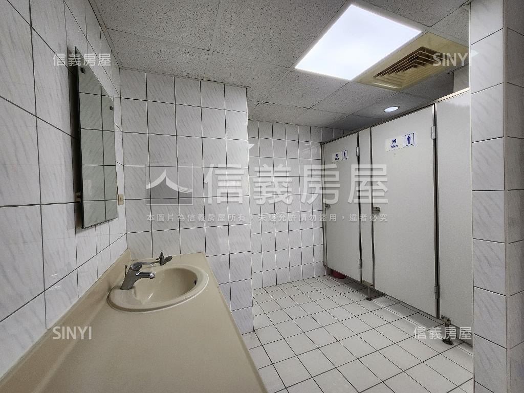 經國路台北捷豹百坪商辦房屋室內格局與周邊環境