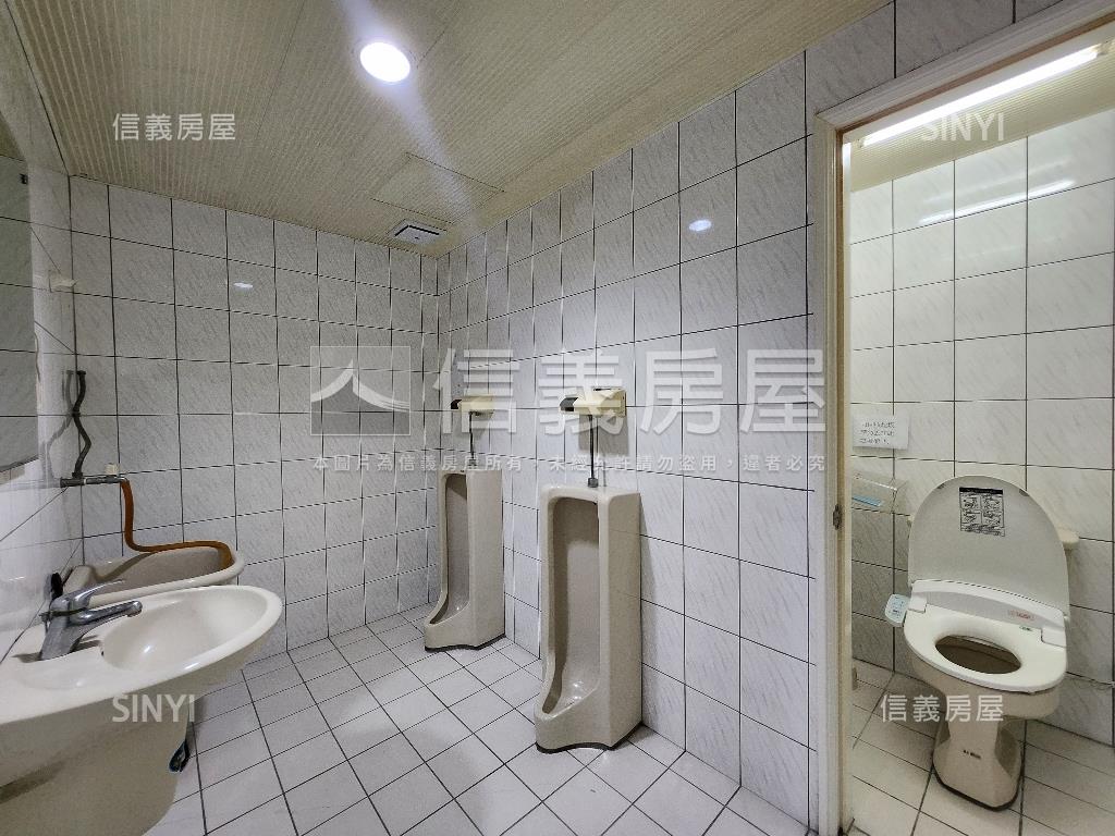 經國路台北捷豹百坪商辦房屋室內格局與周邊環境