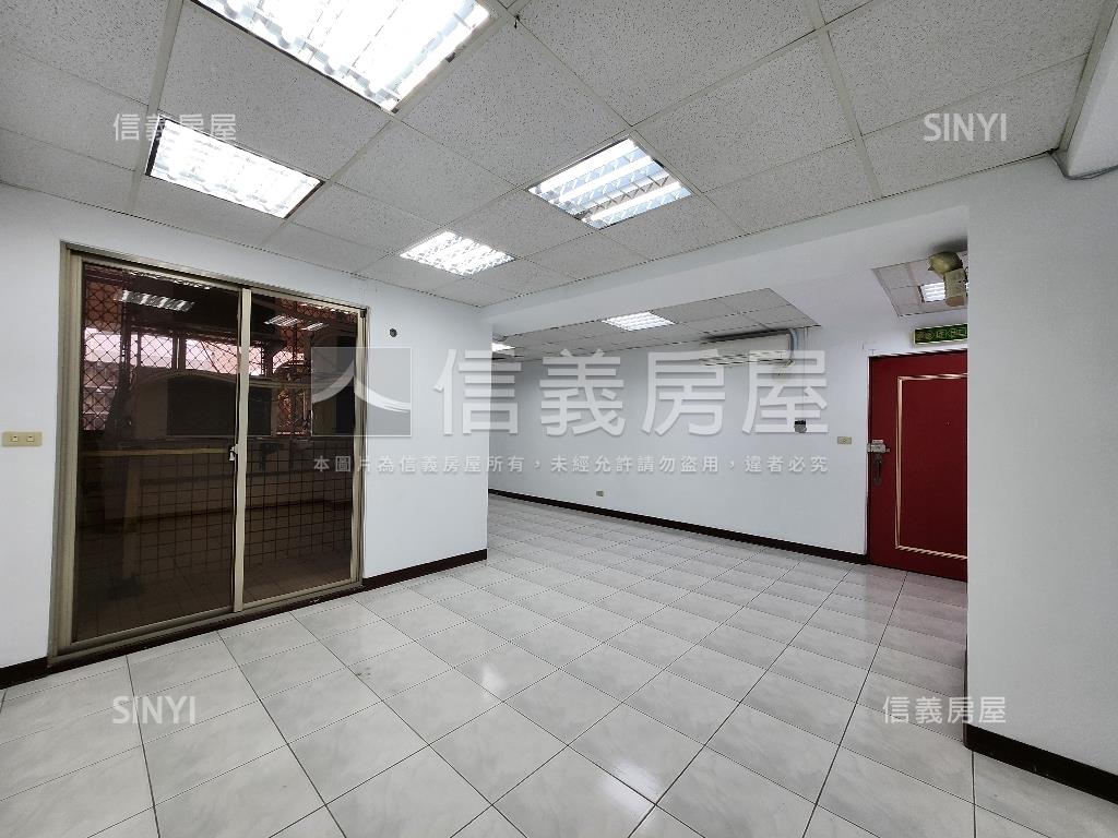 經國路台北捷豹百坪商辦房屋室內格局與周邊環境