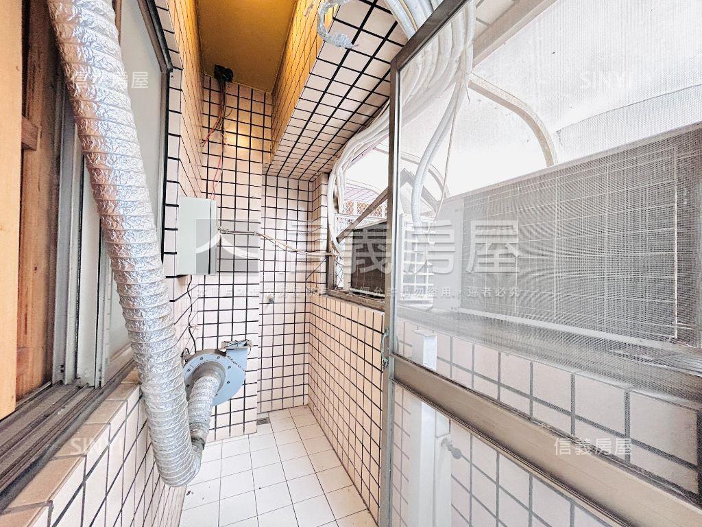 經國路台北捷豹百坪商辦房屋室內格局與周邊環境