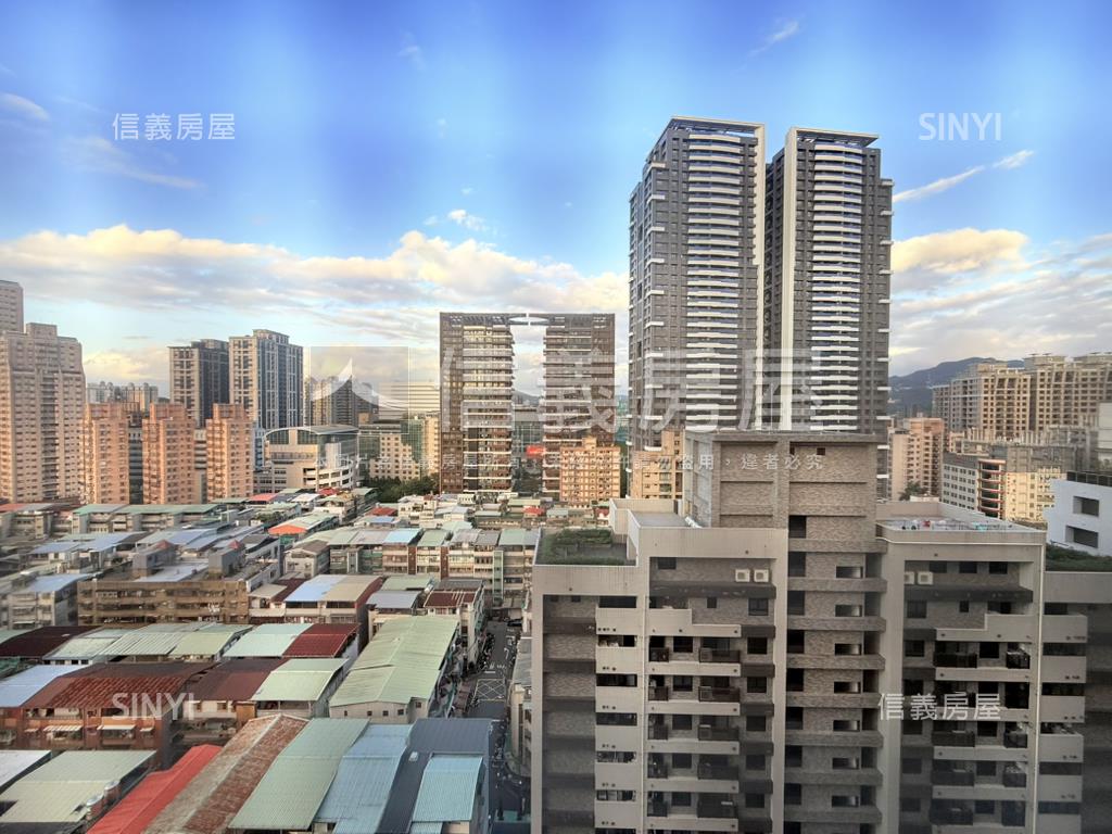 捷運七張西華館景觀大套房房屋室內格局與周邊環境
