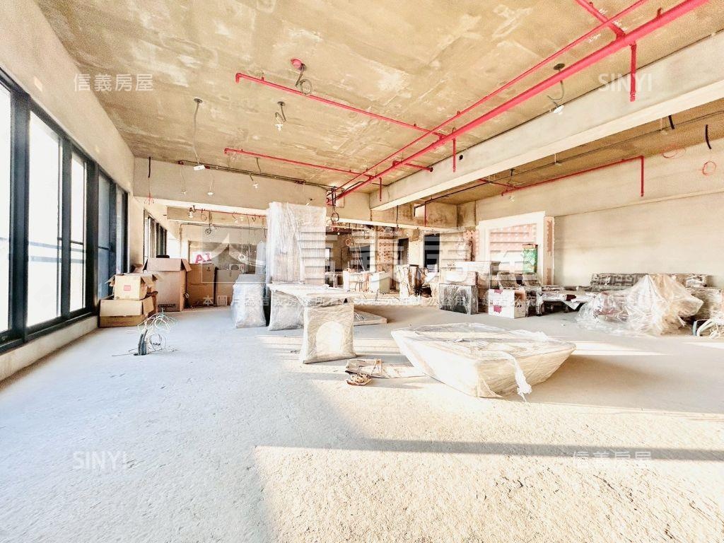 由鉅朝西南美視野三平車位房屋室內格局與周邊環境