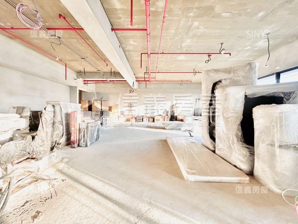 由鉅朝西南美視野三平車位房屋室內格局與周邊環境