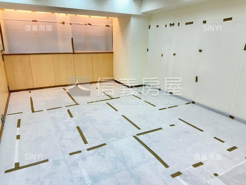 【地標型店辦】珍稀釋出房屋室內格局與周邊環境