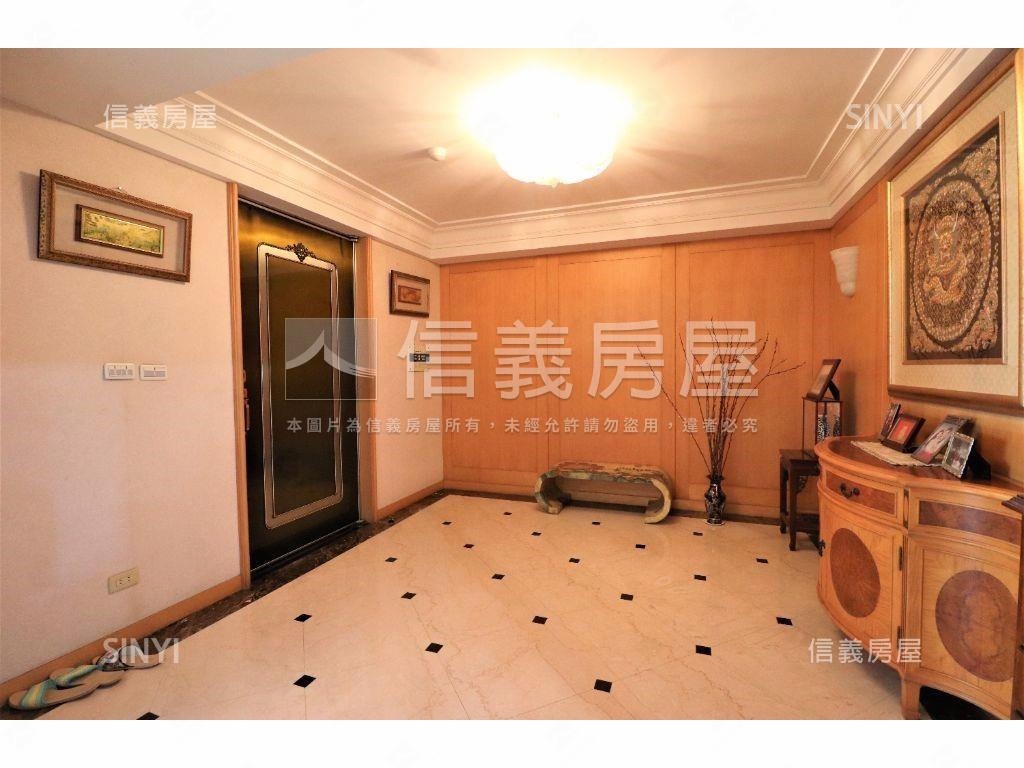丹霞灣山水如畫房屋室內格局與周邊環境