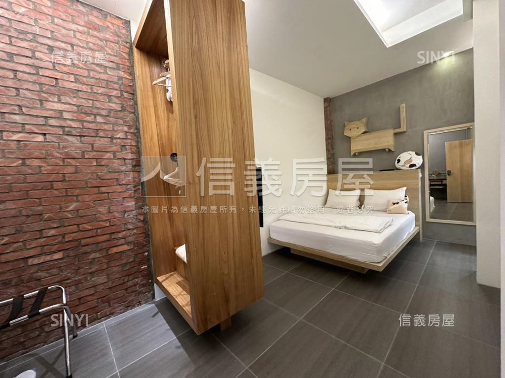 近成大愛貓風透天房屋室內格局與周邊環境