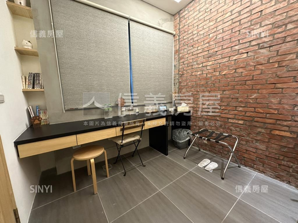 近成大愛貓風透天房屋室內格局與周邊環境