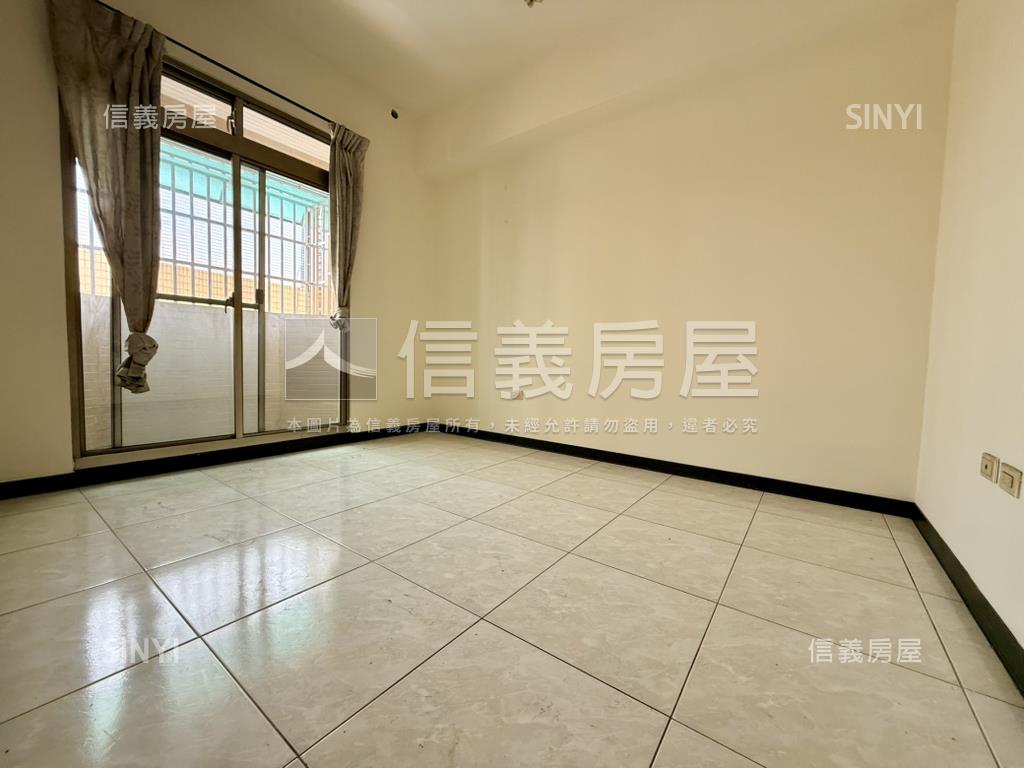 獨家專任興大河畔震後三房房屋室內格局與周邊環境