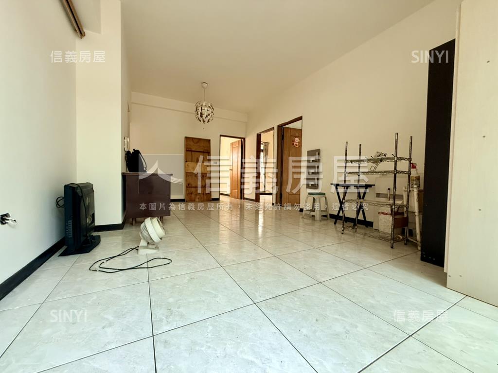 獨家專任興大河畔震後三房房屋室內格局與周邊環境