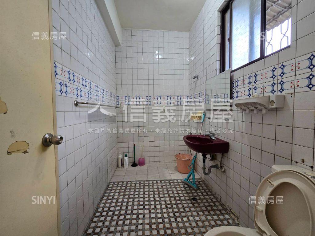 稀有土地持有２２坪大公寓房屋室內格局與周邊環境