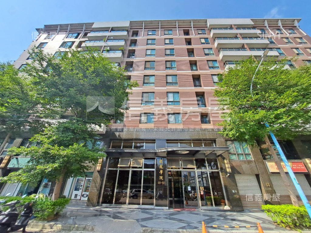 稀有龍鳳學院兩房車位房屋室內格局與周邊環境