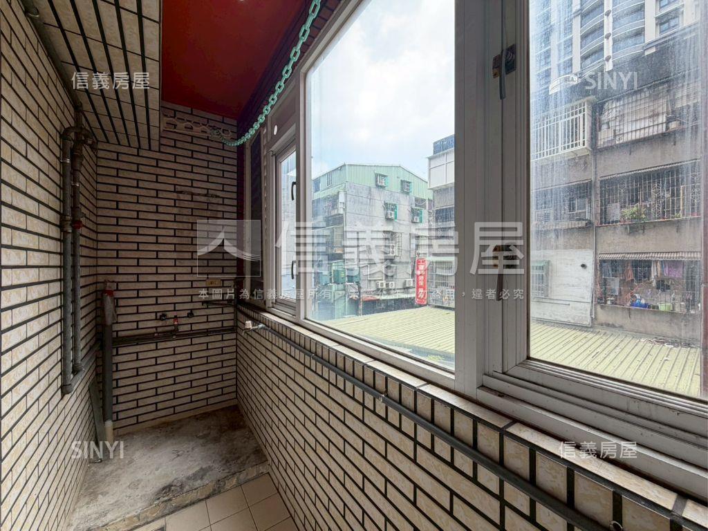 第一家庭方正大兩房房屋室內格局與周邊環境