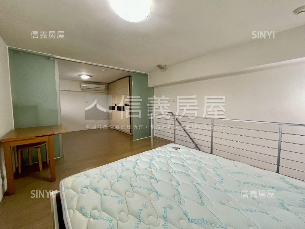 潤達ｉ２樓中樓露臺戶房屋室內格局與周邊環境