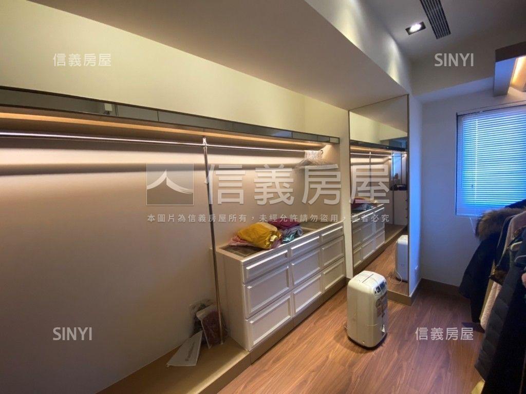 精美冠德三房帶車位房屋室內格局與周邊環境