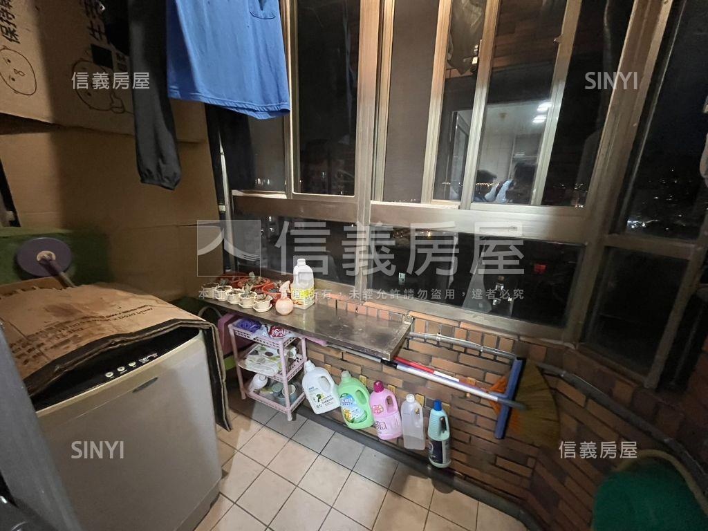 愷悅優質兩房車位房屋室內格局與周邊環境