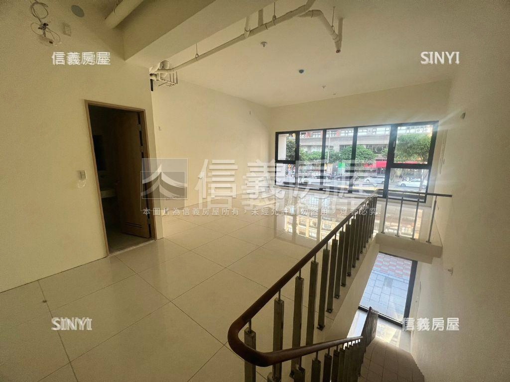 ＡＲＴ一樓金店面房屋室內格局與周邊環境