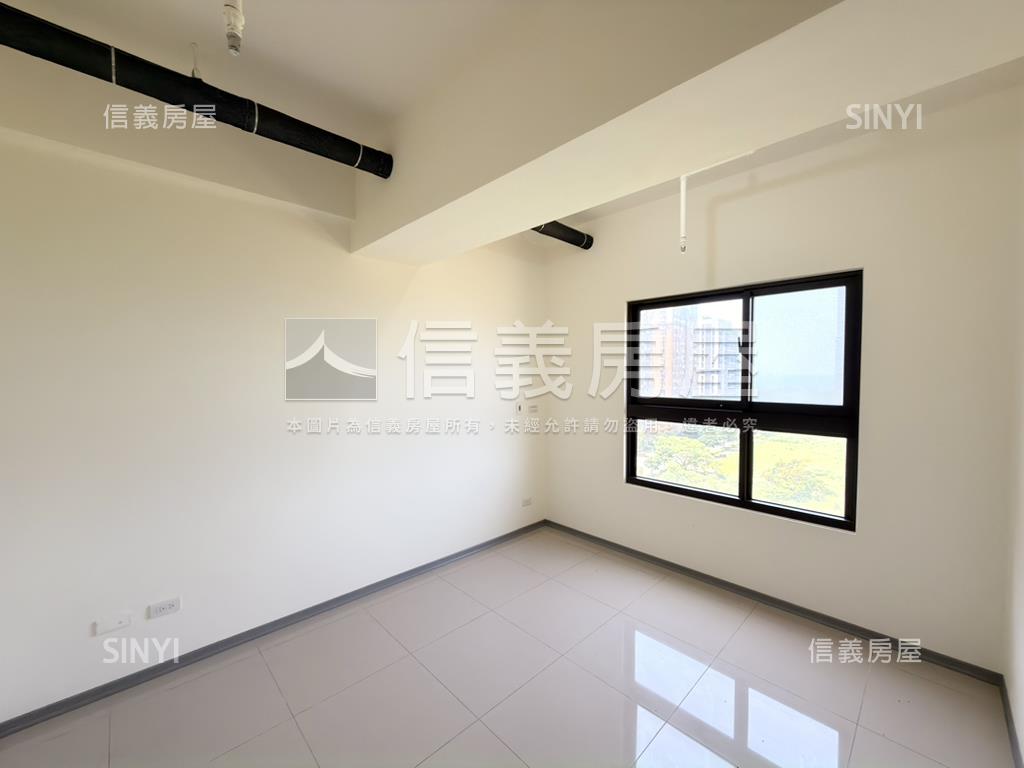 名軒海樂地大兩房坡平車位房屋室內格局與周邊環境