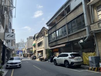 衛民街面寬約１１米透店